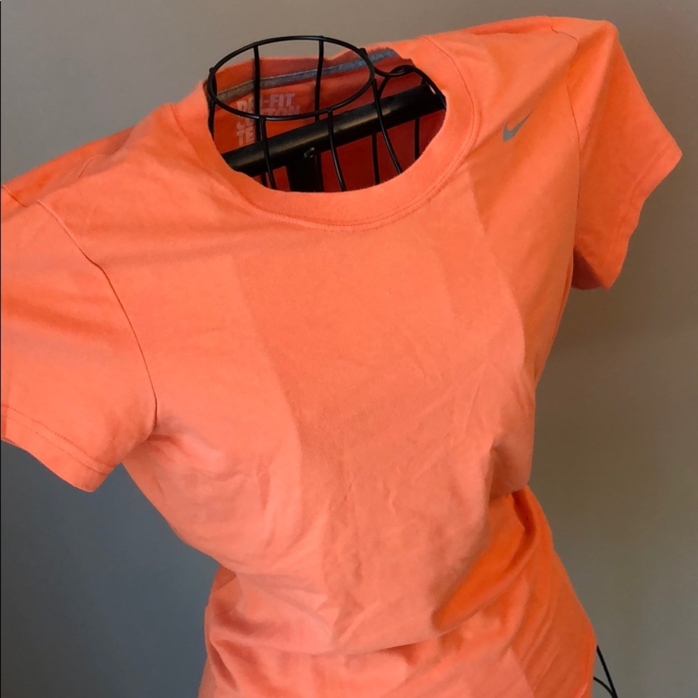 Nike Tee